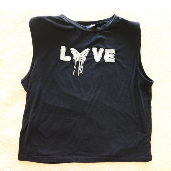 onwealth Tops - BLACK Knit SLEEVLESS Muscle Tank /T SHIRT with beaded Butterfly n LOVE patch
